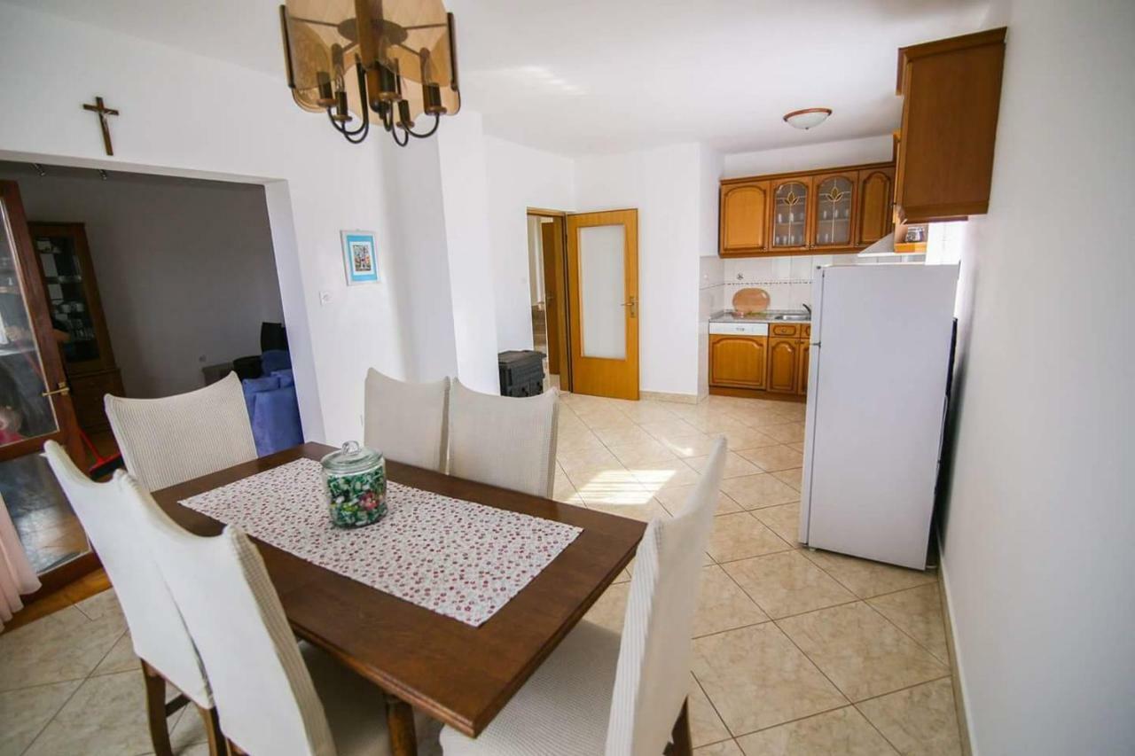 Kuca Za Odmor Luca Apartment Posedarje Exterior photo