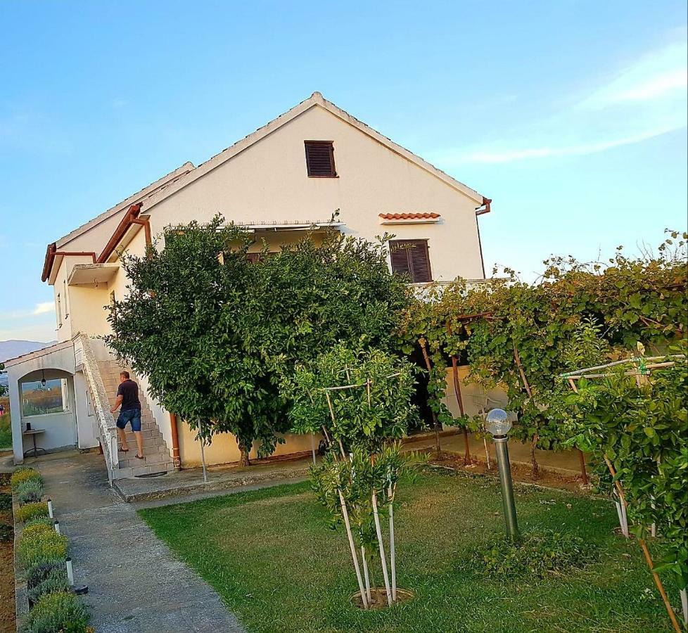 Kuca Za Odmor Luca Apartment Posedarje Exterior photo