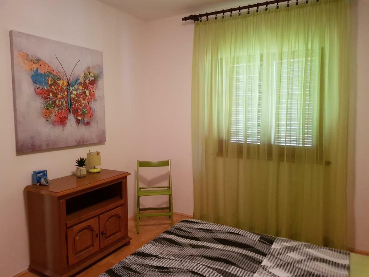 Kuca Za Odmor Luca Apartment Posedarje Exterior photo